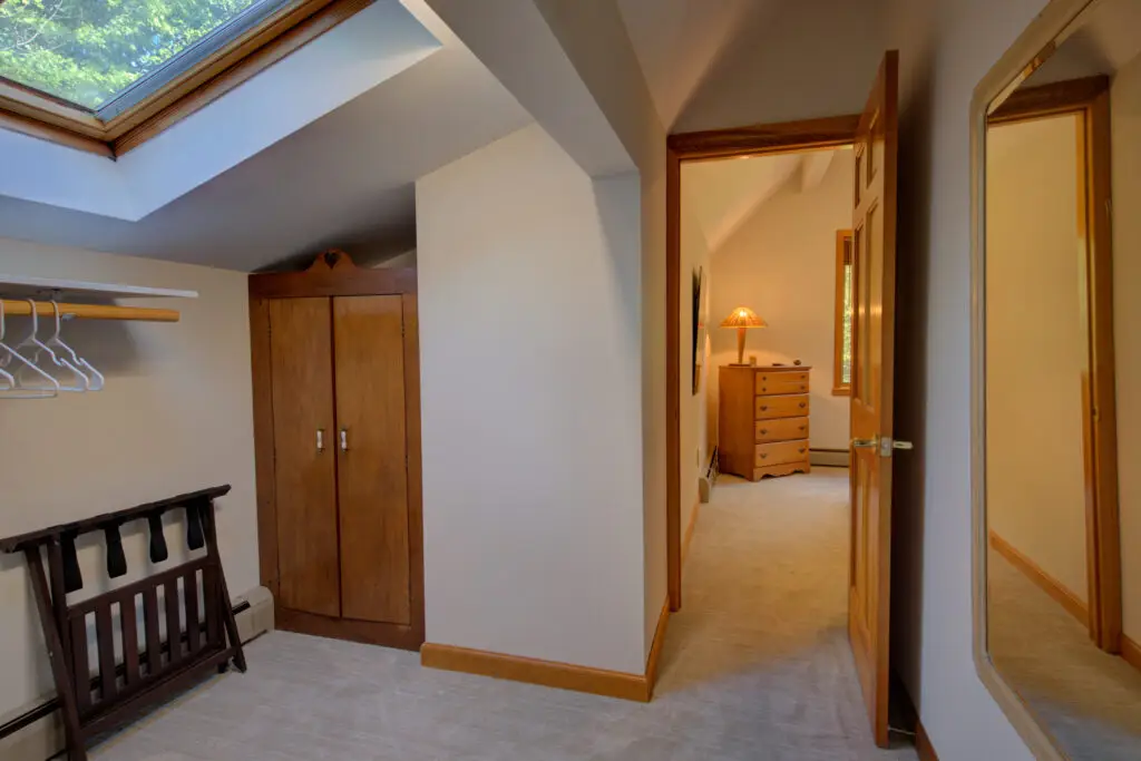 TTL Second Floor Jack & Jill Closet